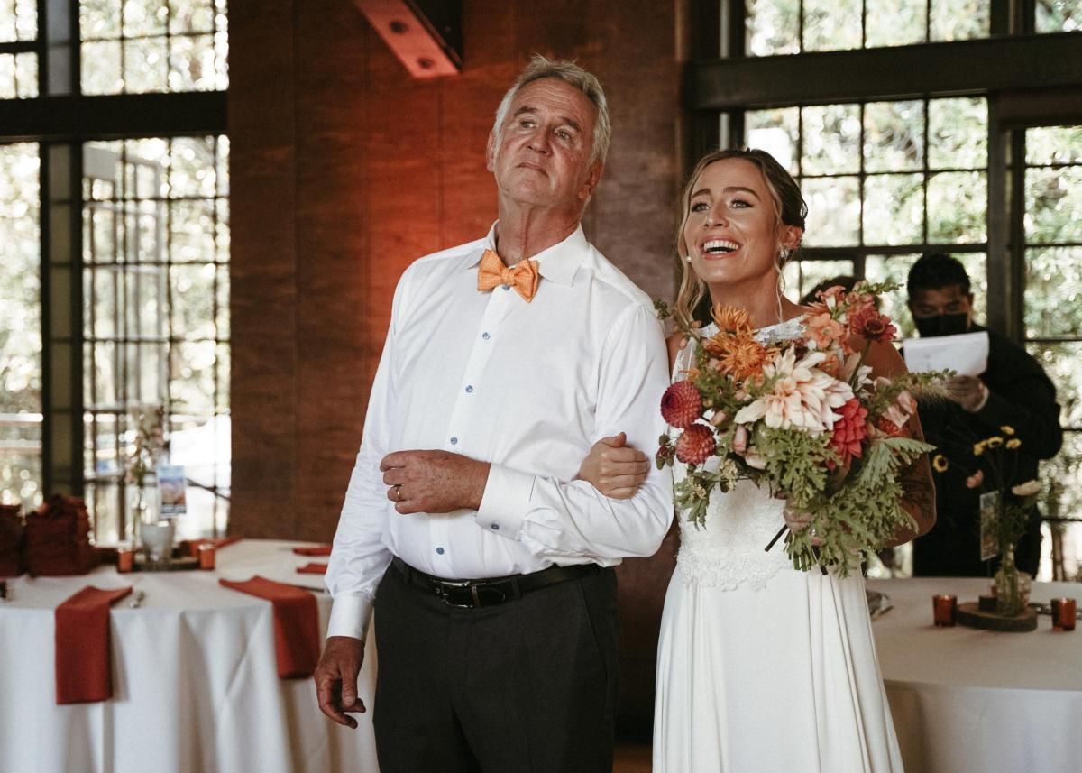 AshleyPurplePhoto AlexLauraWed 210829 