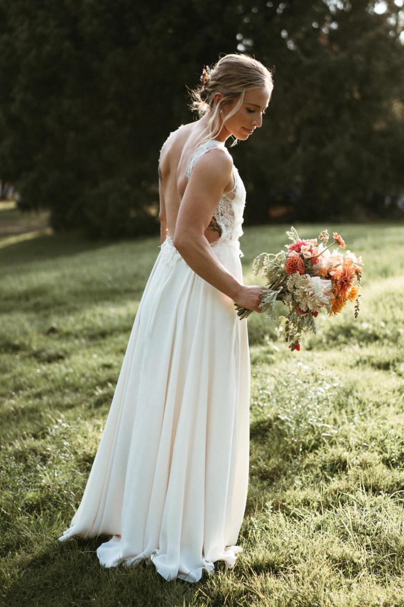 AshleyPurplePhoto AlexLauraWed 210829